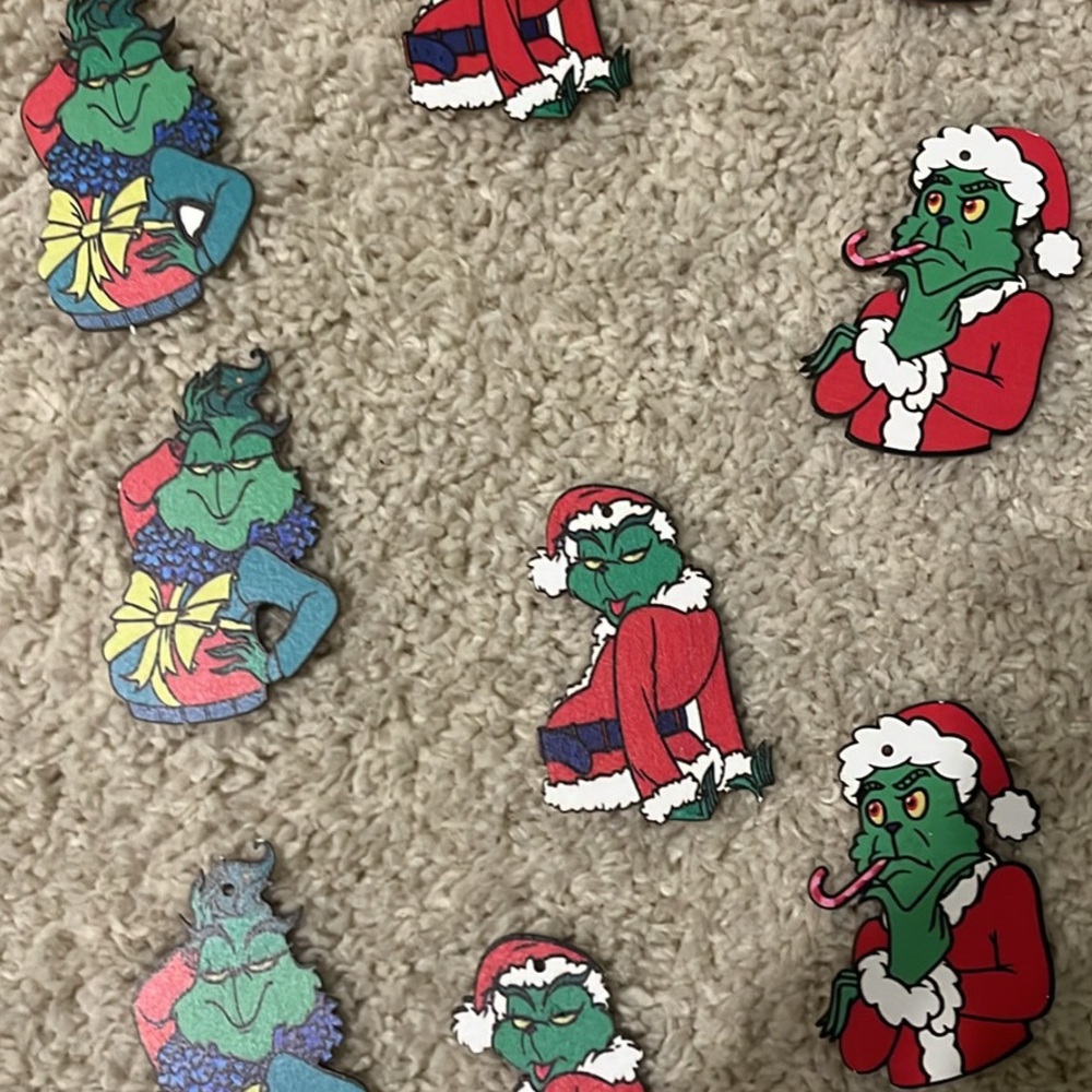 Christmas Grinch ornament 30 wooden